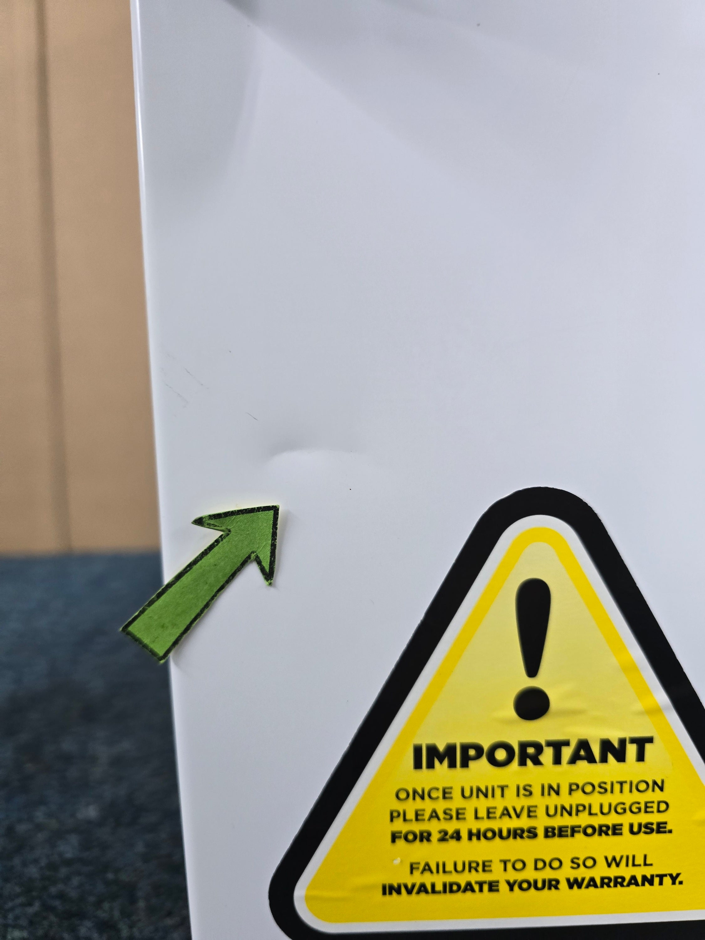 Lec PESR47DC-UK Pharmacy Refrigerator 47L Countertop Solid Door White GRADE B