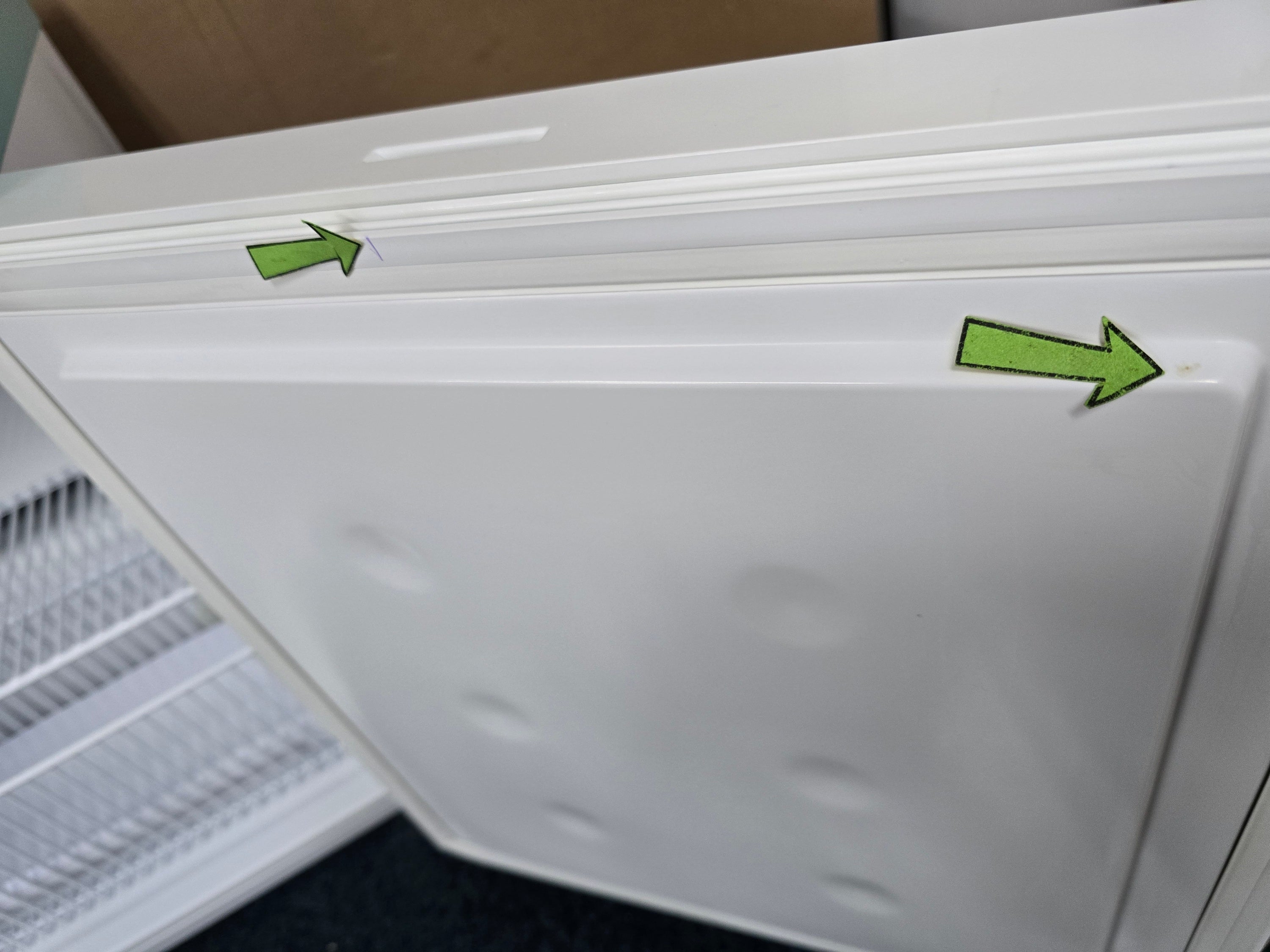 Lec PESR47DC-UK Pharmacy Refrigerator 47L Countertop Solid Door White GRADE B