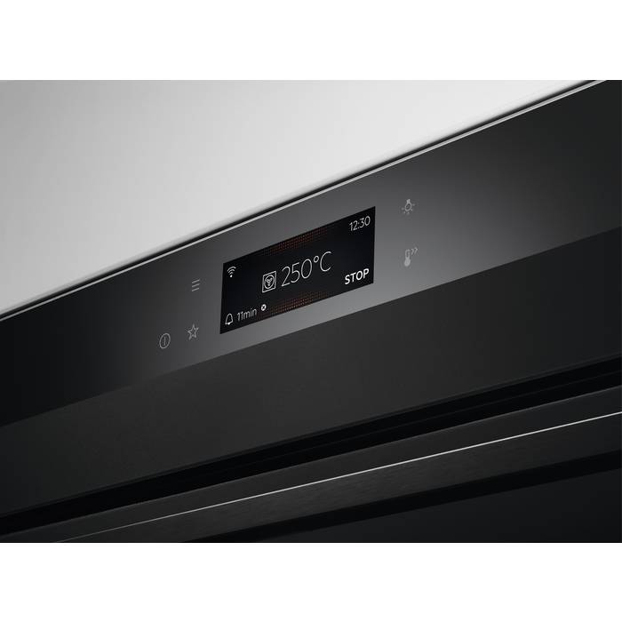 AEG PO7001SPT Built in Pyrolytic Single Oven Matt Black GRADE B