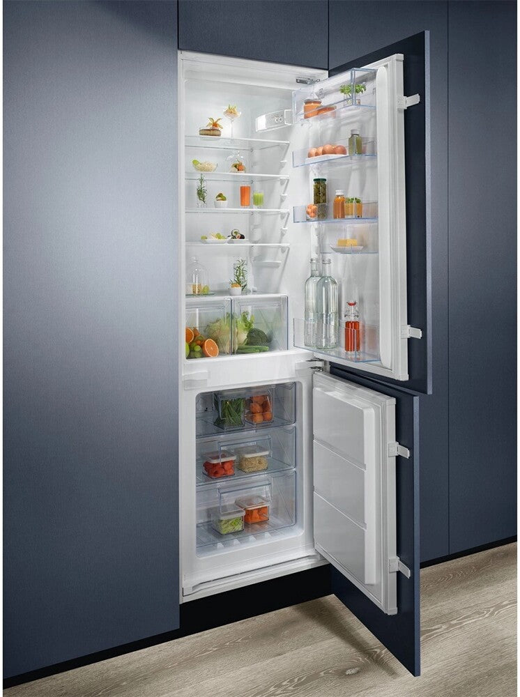 Electrolux LNT6NE18S1 Fridge Freezer Fully Integrated 70:30 Sliding GRADE A