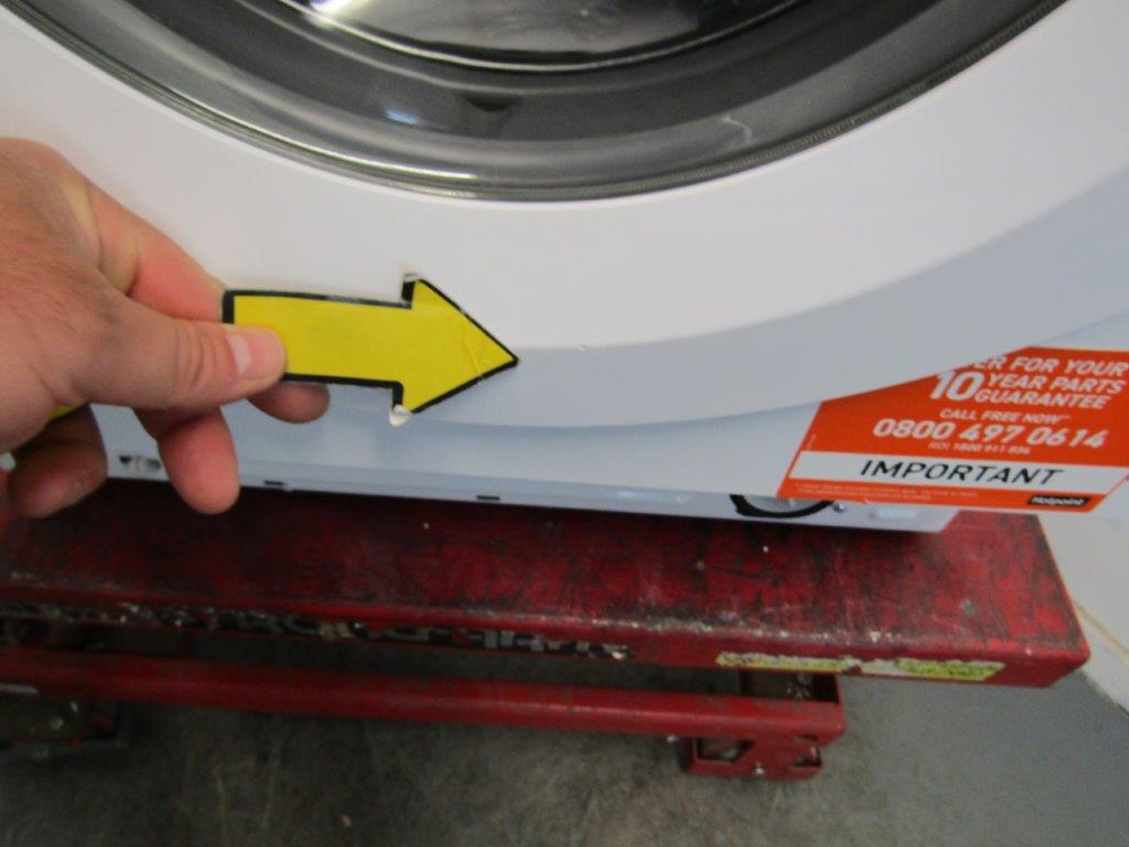 Hotpoint BIWMHG91485UK Washing Machine Integrated 9kg 1400rpm GRADE B