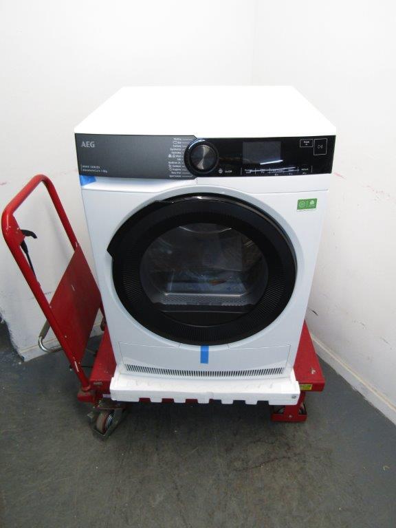 AEG TR848A4B2 Tumble Dryer 8kg Heat Pump in White GRADE A