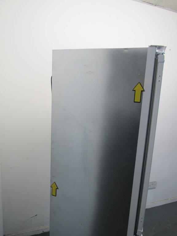 Beko BCFD4V50 Fridge Freezer 50:50 Integrated Frost Free Sliding Rail GRADE A