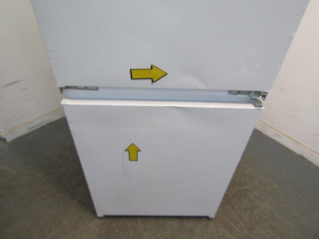 Zanussi ZNHN18FS1 Fridge Freezer Integrated 70:30 Frost Free GRADE A