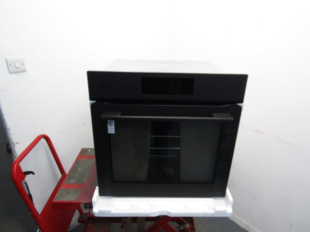 AEG NBE7P731AT MealAssist Pyrolytic Single Oven in Matt Black GRADE A