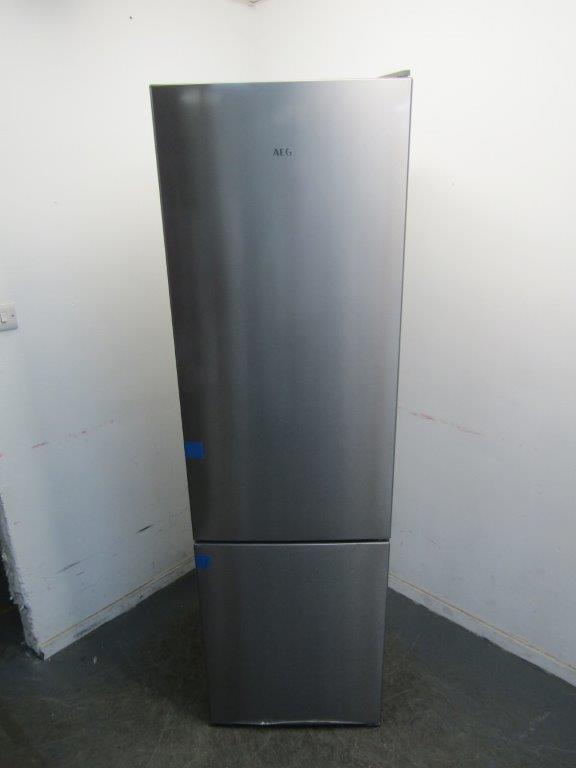 AEG RCB636E2MX Freestanding Frost Free Fridge Freezer Stainless Steel GRADE A