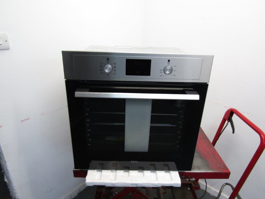 AEG BEX33501EM Single Oven Electric Built in Stainless Steel GRADE A