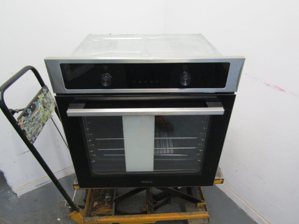 Zanussi ZOPND7XN Single Oven Electric in Stainless Steel GRADE B