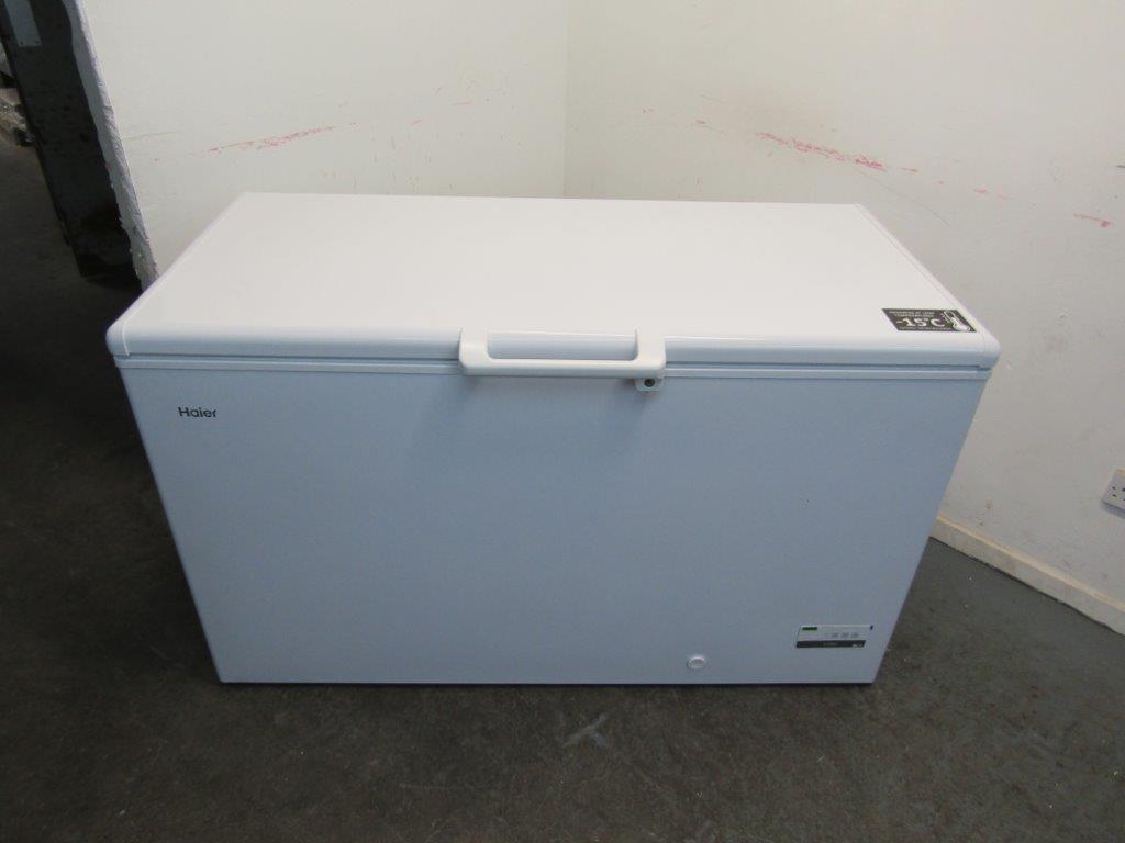 Haier HCE321DK 319 Litres Chest Freezer in White GRADE B