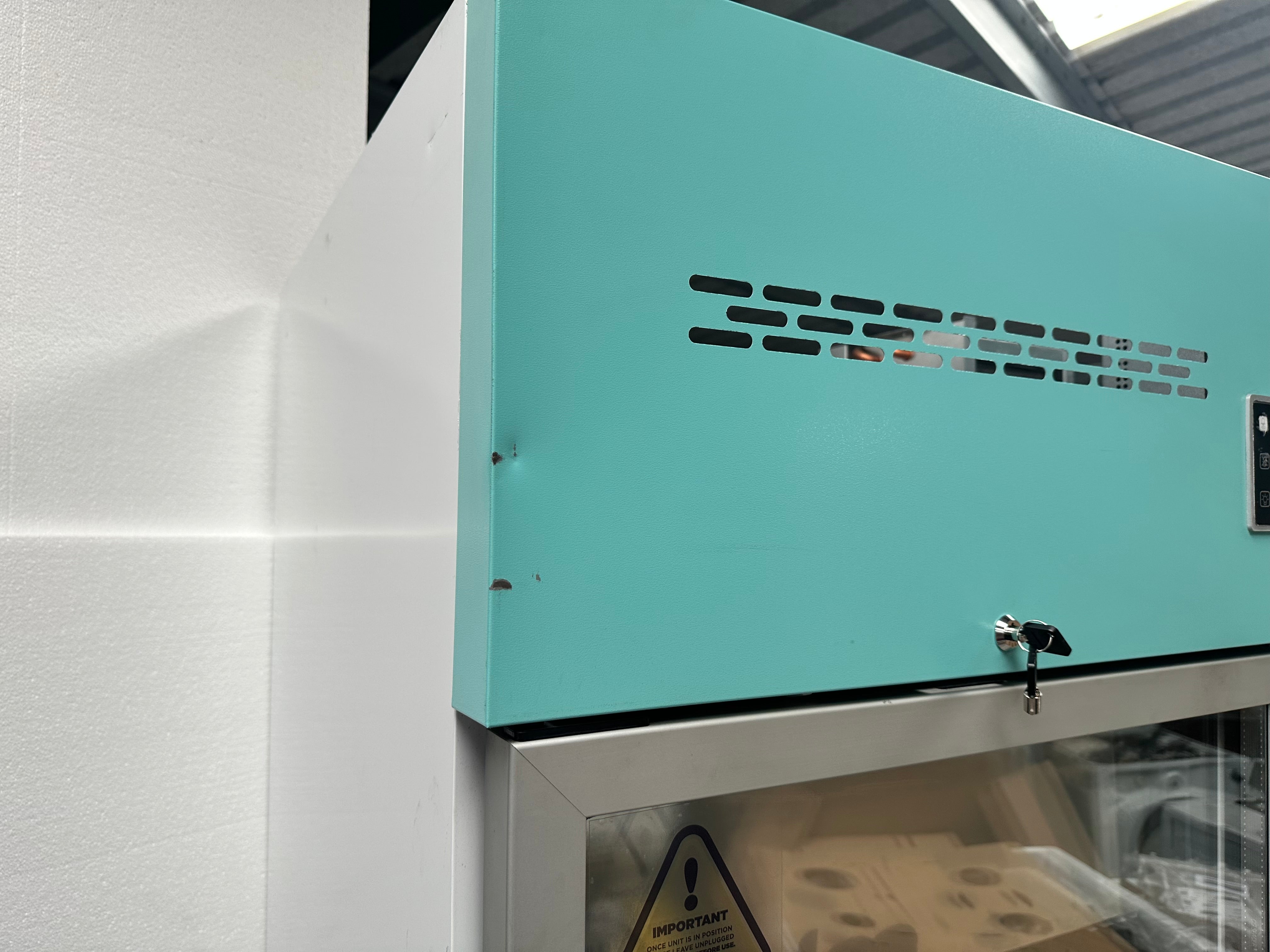 Lec PGR1200UK Pharmacy Fridge 1200 Litre Glass Door in White GRADED