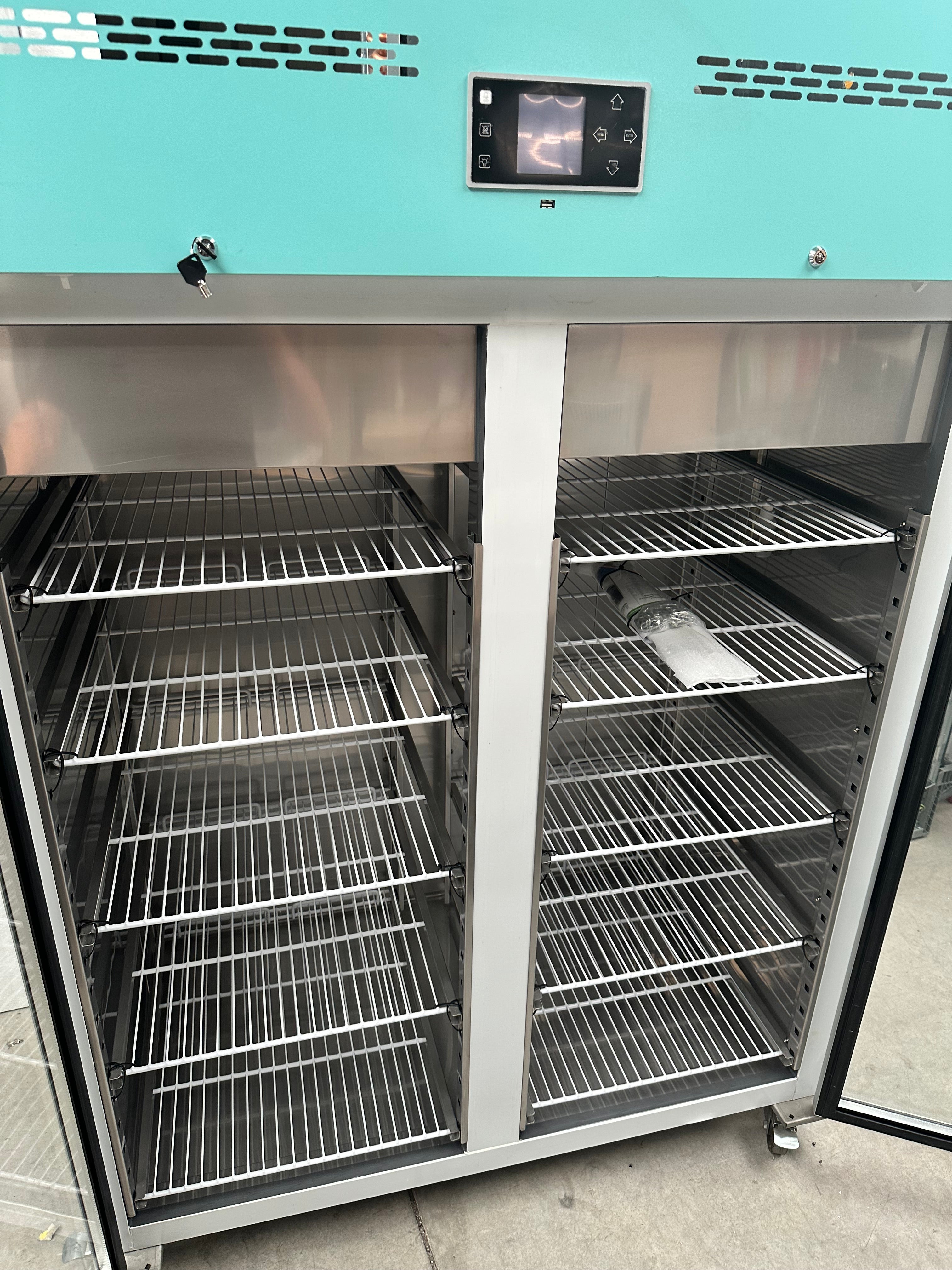 Lec PGR1200UK Pharmacy Fridge 1200 Litre Glass Door in White GRADED