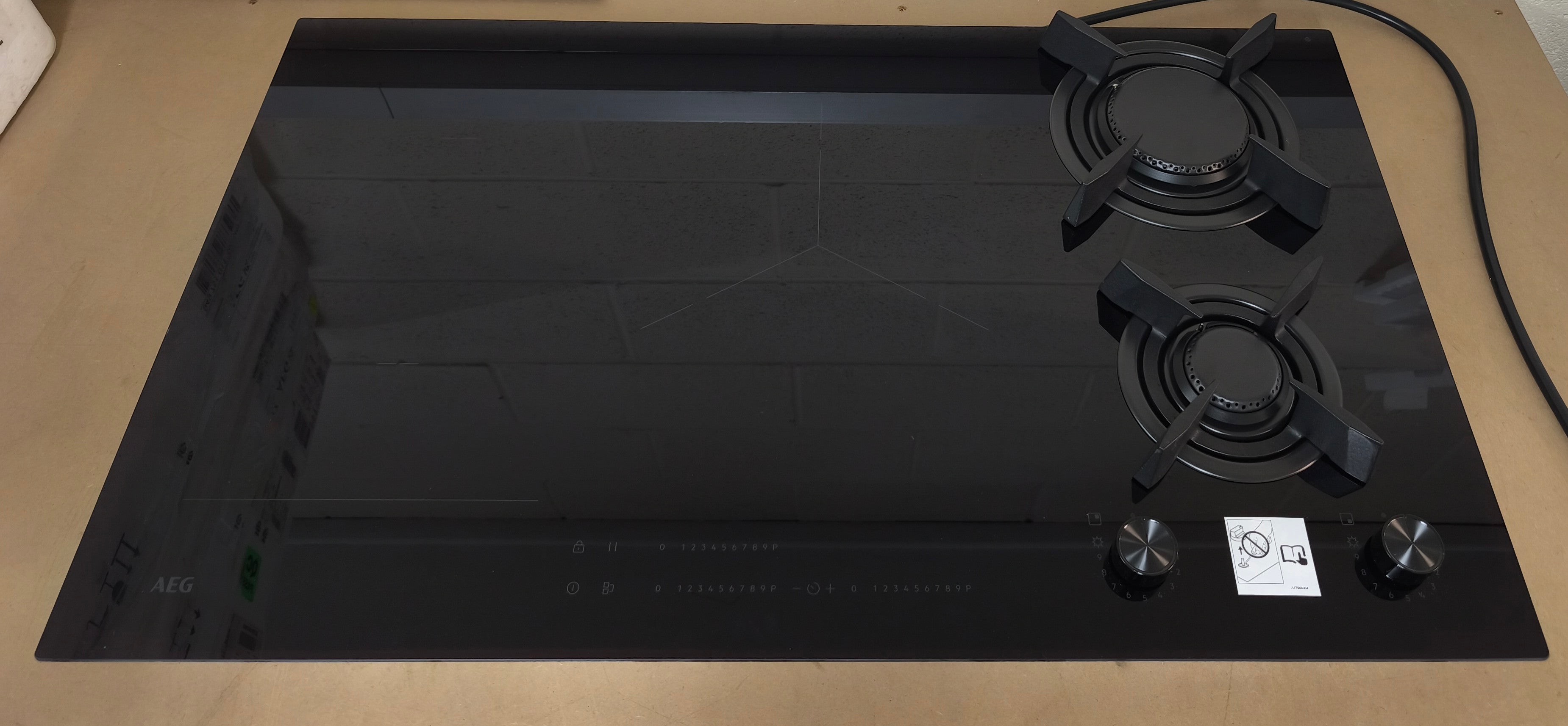 AEG HDB95623NB Mixed Hob 90cm Induction and Gas Black GRADE B