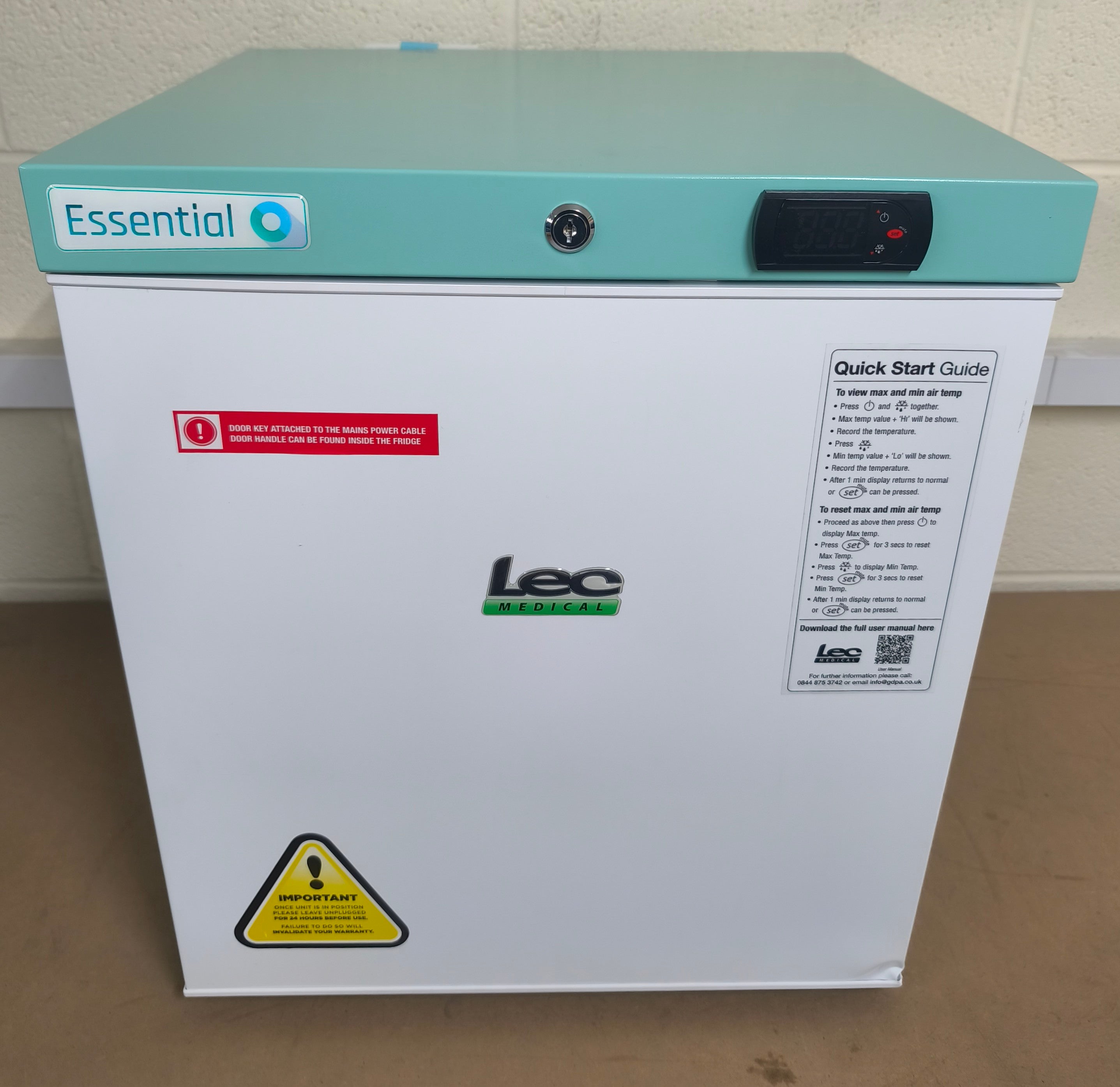 Lec PESR47DC-UK Pharmacy Refrigerator 47L Countertop Solid Door White GRADE B