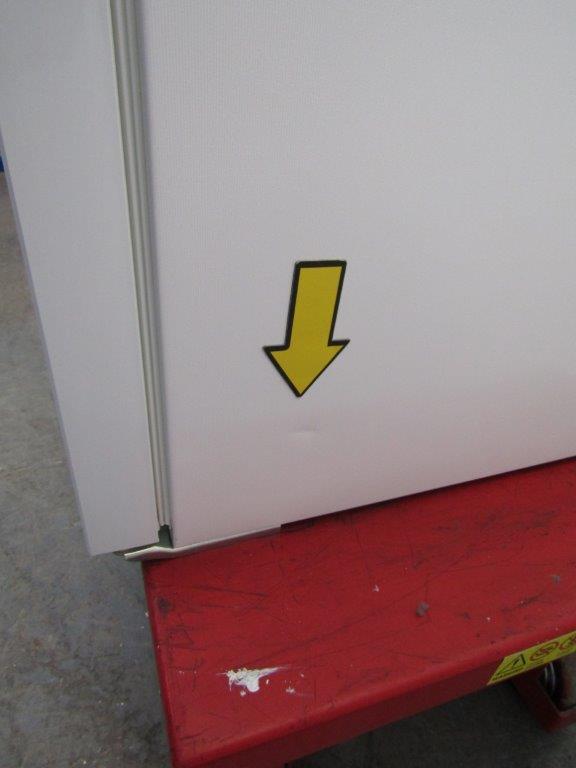 Lec PPGR158BT-UK Pharmacy Refrigerator Glass Door 158L White GRADE A