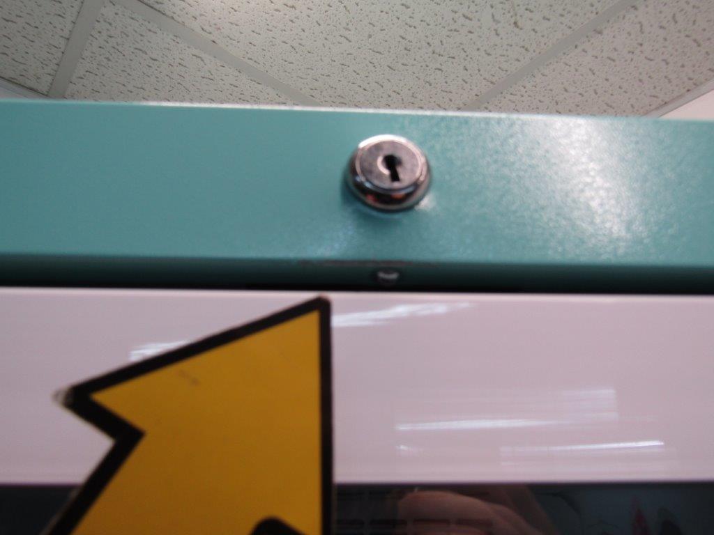 Lec PPGR400BT-UK Pharmacy Refrigerator Solid Door 400L White GRADE B