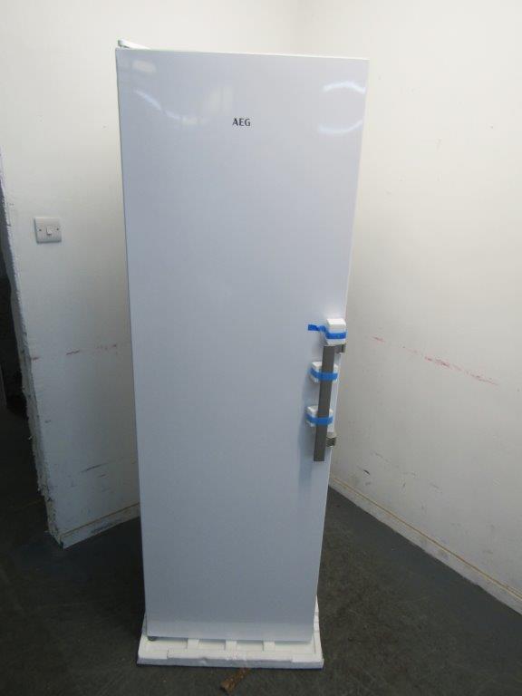AEG OAG7M281EW Freestanding Tall Frost Free Freezer GRADE A