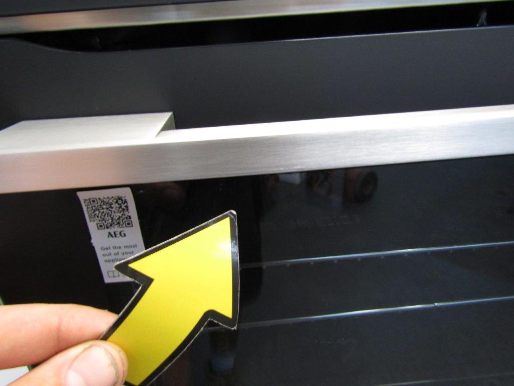 AEG TE7PB731AT Single Oven Electric Built in with Pyrolytic cleaning in Black GRADE B