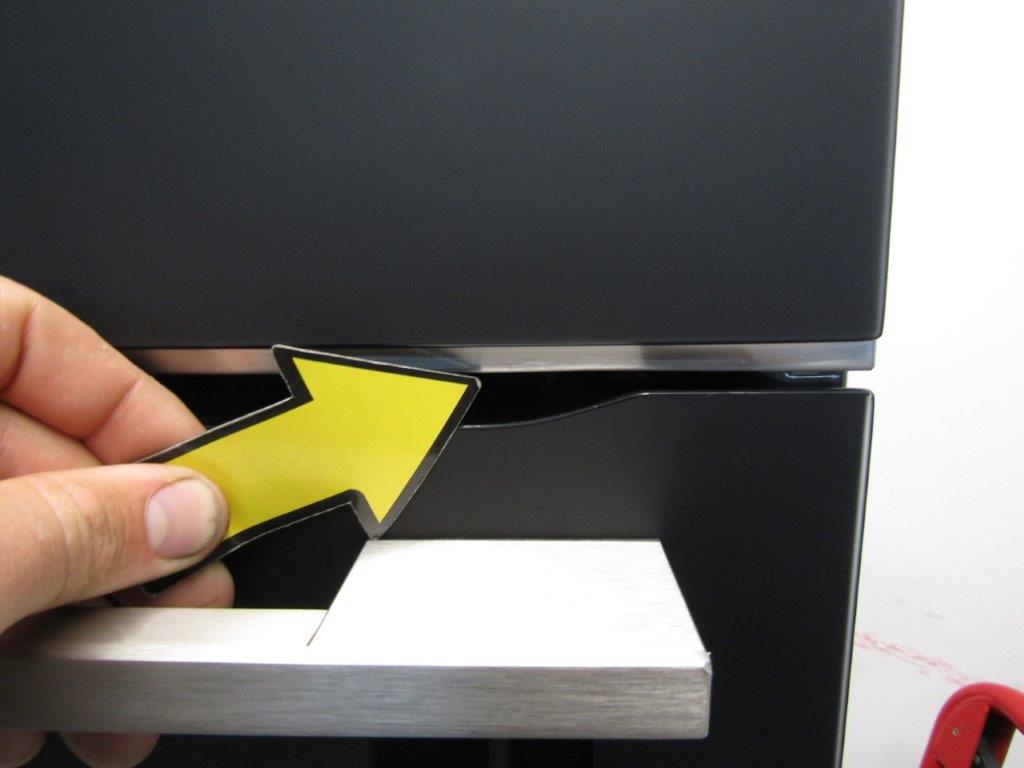 AEG TE7PB731AT Single Oven Electric Built in with Pyrolytic cleaning in Black GRADE B