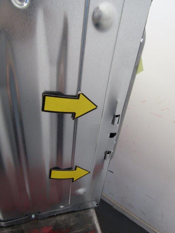 AEG BSK778380T SteamCrisp Built in Pyrolytic Single Oven in Black GRADE A