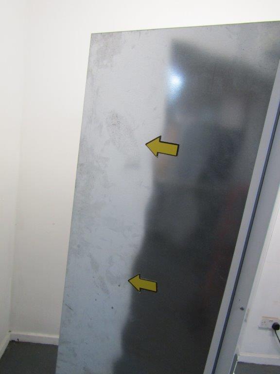 Neff KI6873F30G Fridge Freezer Low Frost Integrated 70:30 Fixed Door GRADE A