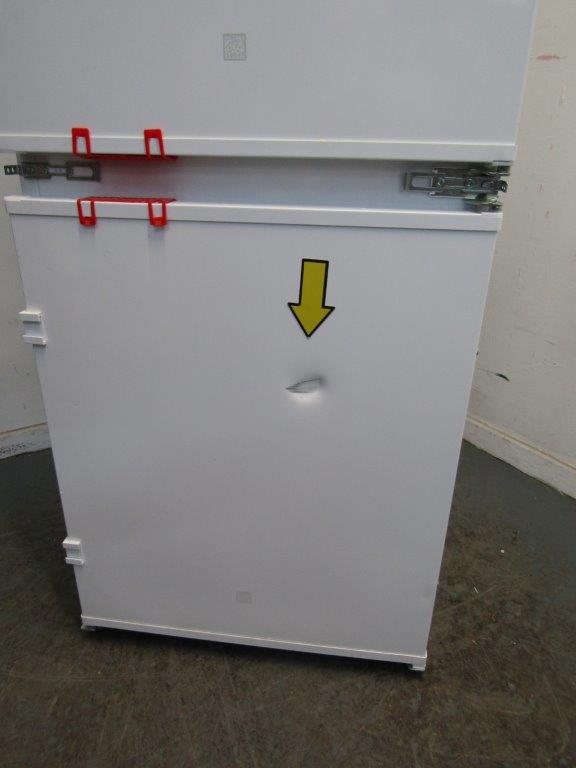 Zanussi ZNFN18ES3 Fridge Freezer Integrated 70:30 Low Frost Sliding GRADE B