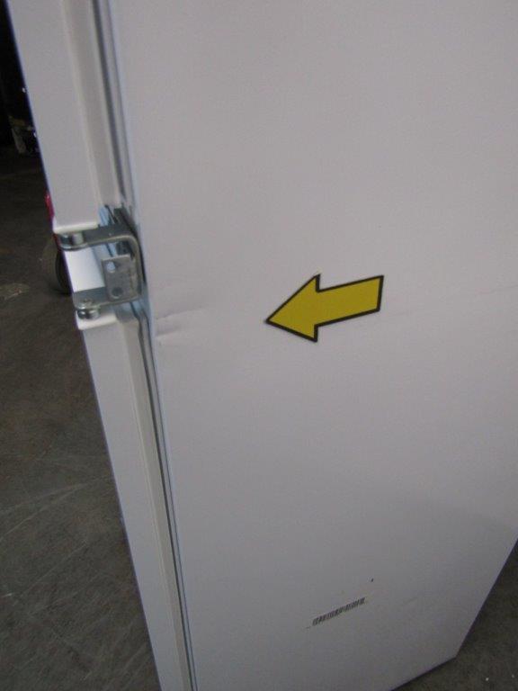 Electrolux LNS5LE18S5 Fridge Freezer 50:50 Fully Integrated GRADE A