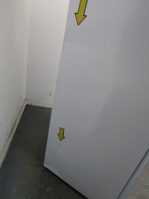 Electrolux LNS5LE18S5 Fridge Freezer 50:50 Fully Integrated CLEARANCE