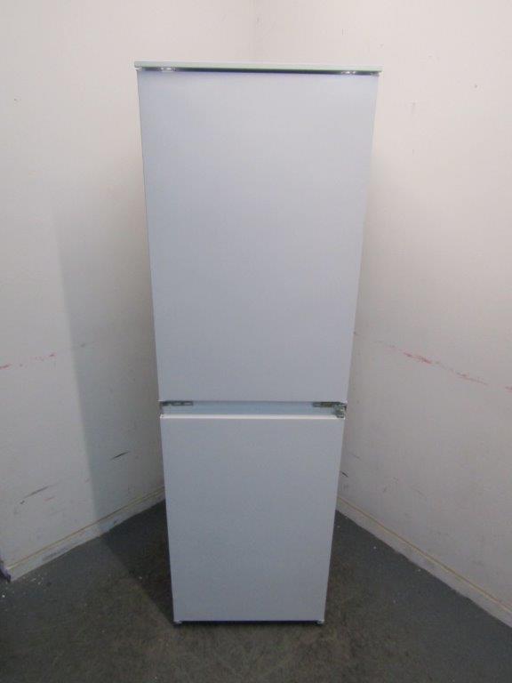 Electrolux LNS5LE18S5 Fridge Freezer 50:50 Fully Integrated GRADE A