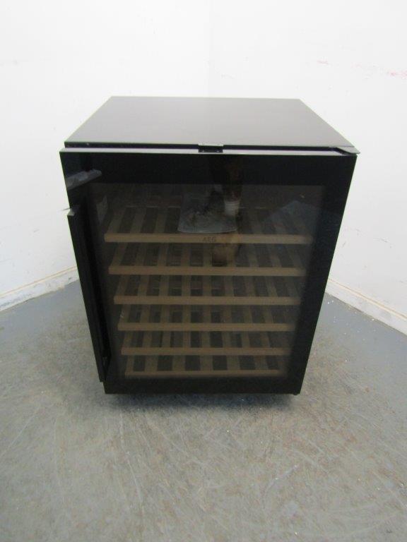 AEG AWS4052B5B Wine Cooler 52 Bottle Integrated Black GRADE B