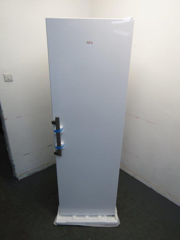 AEG ORK7M391EW 390 Litres E Rated Tall Larder Fridge in White GRADE A