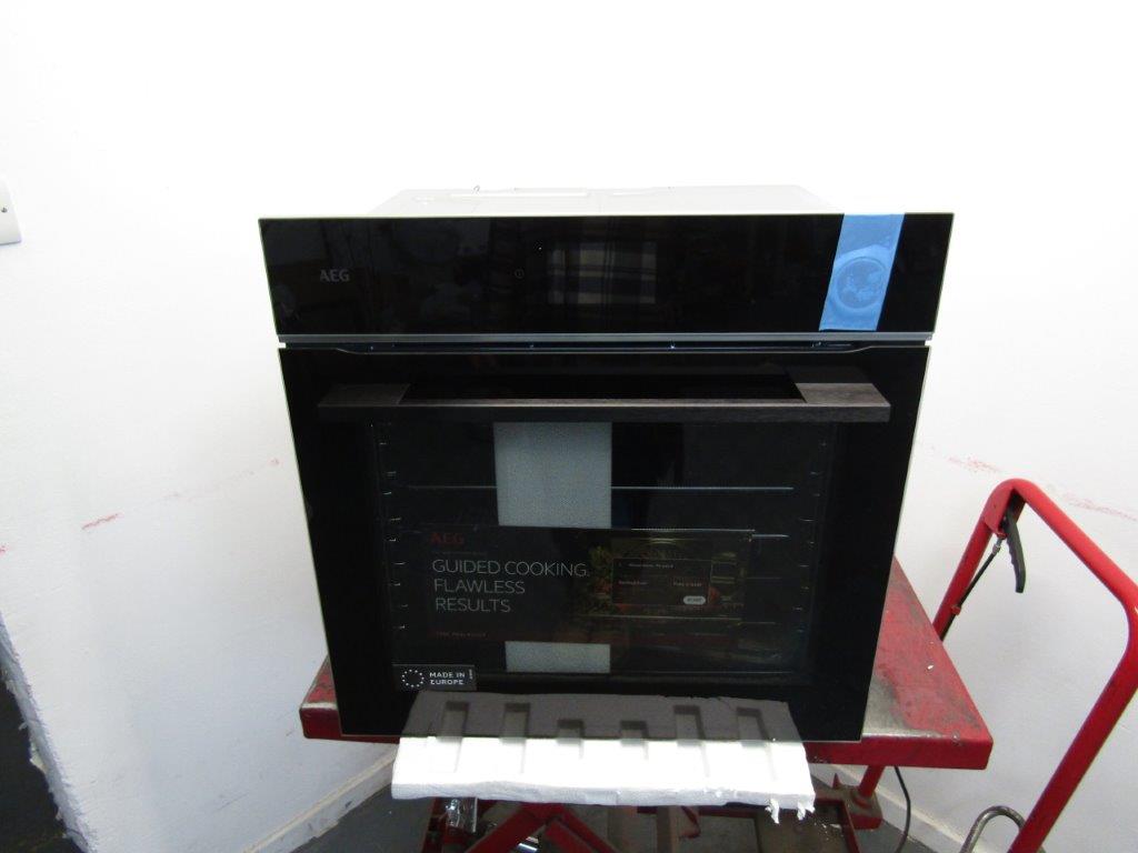 AEG TR7PB731SB Single Oven Electric Built in Gloss Black GRADE A