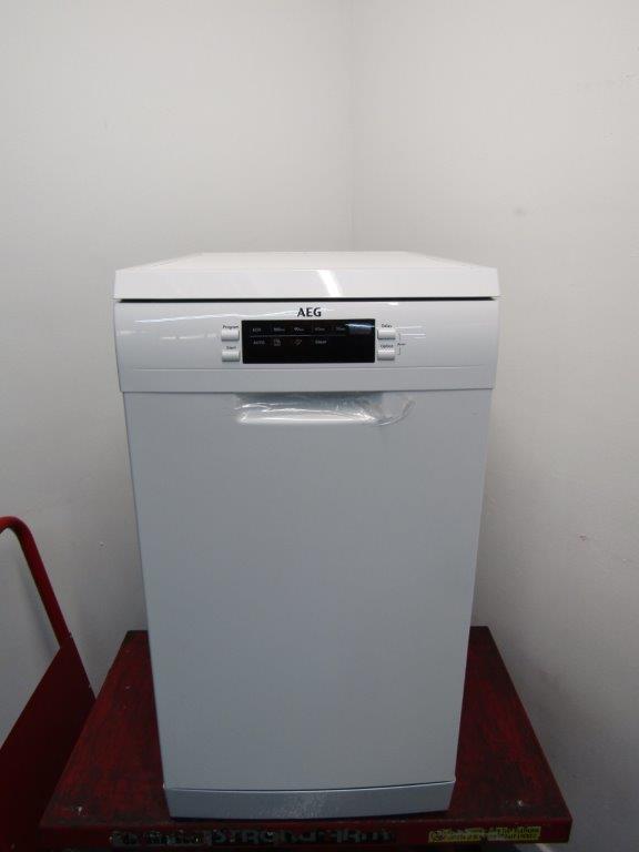 AEG FFB62417ZW Freestanding Dishwasher Slimline in White GRADE A