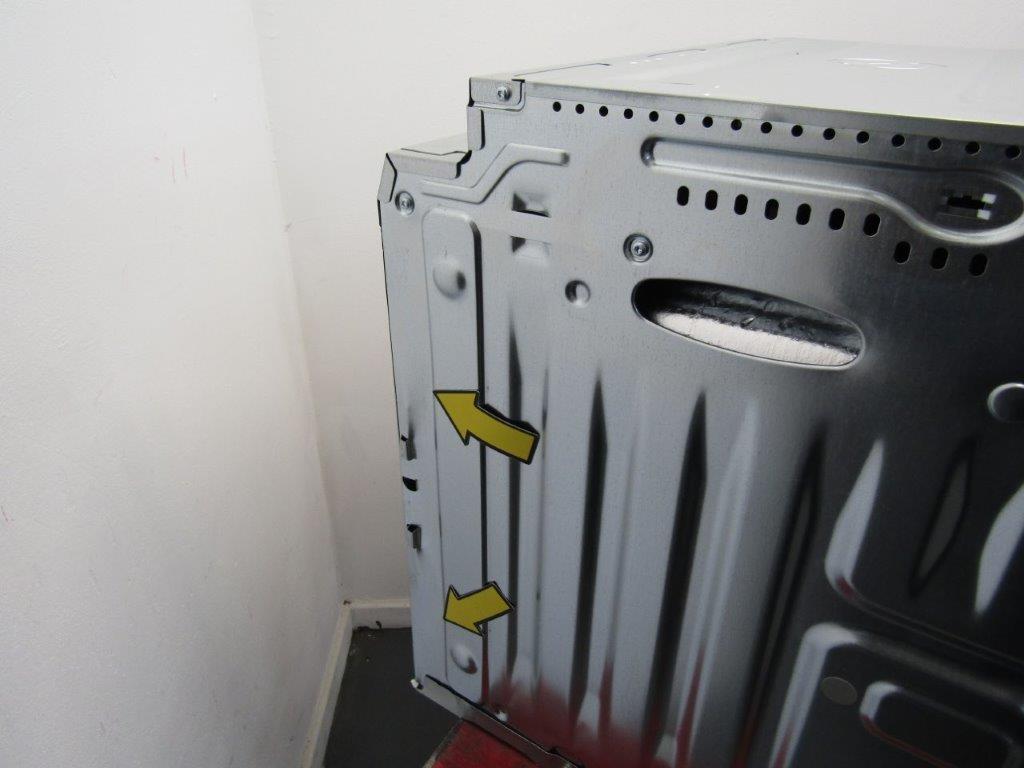 AEG BPK556260M Single Oven Electric Pyrolytic in Stainless Steel GRADE B