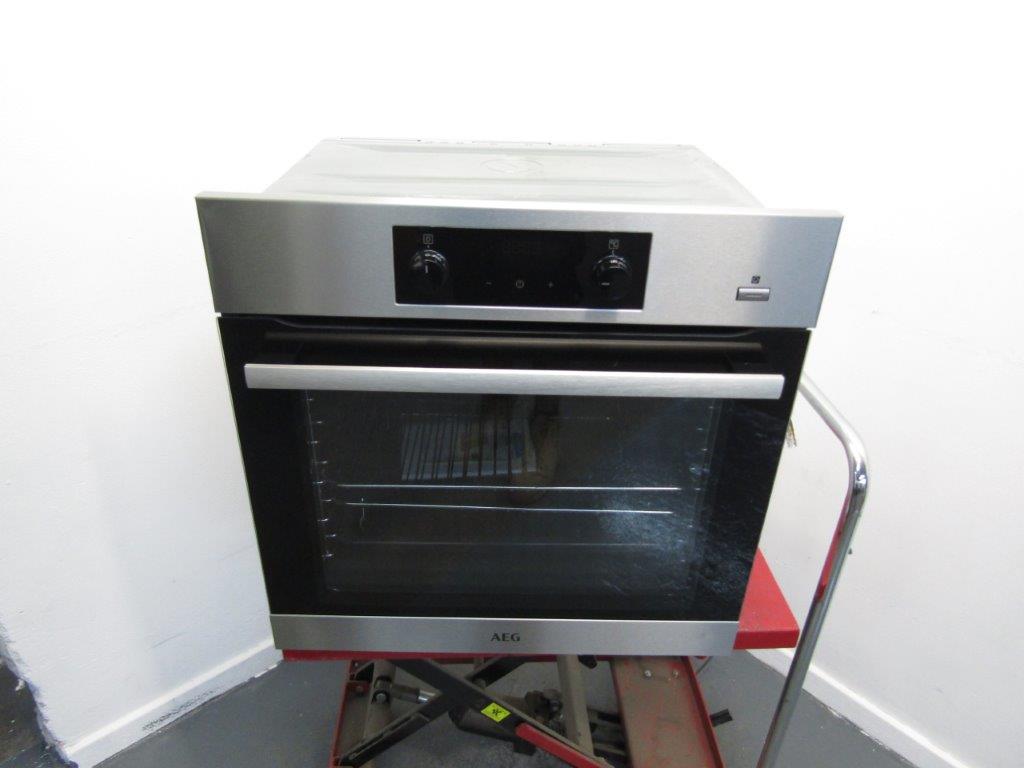 AEG BES355010M Single Oven Steambake Electric Stainless Steel GRADE B