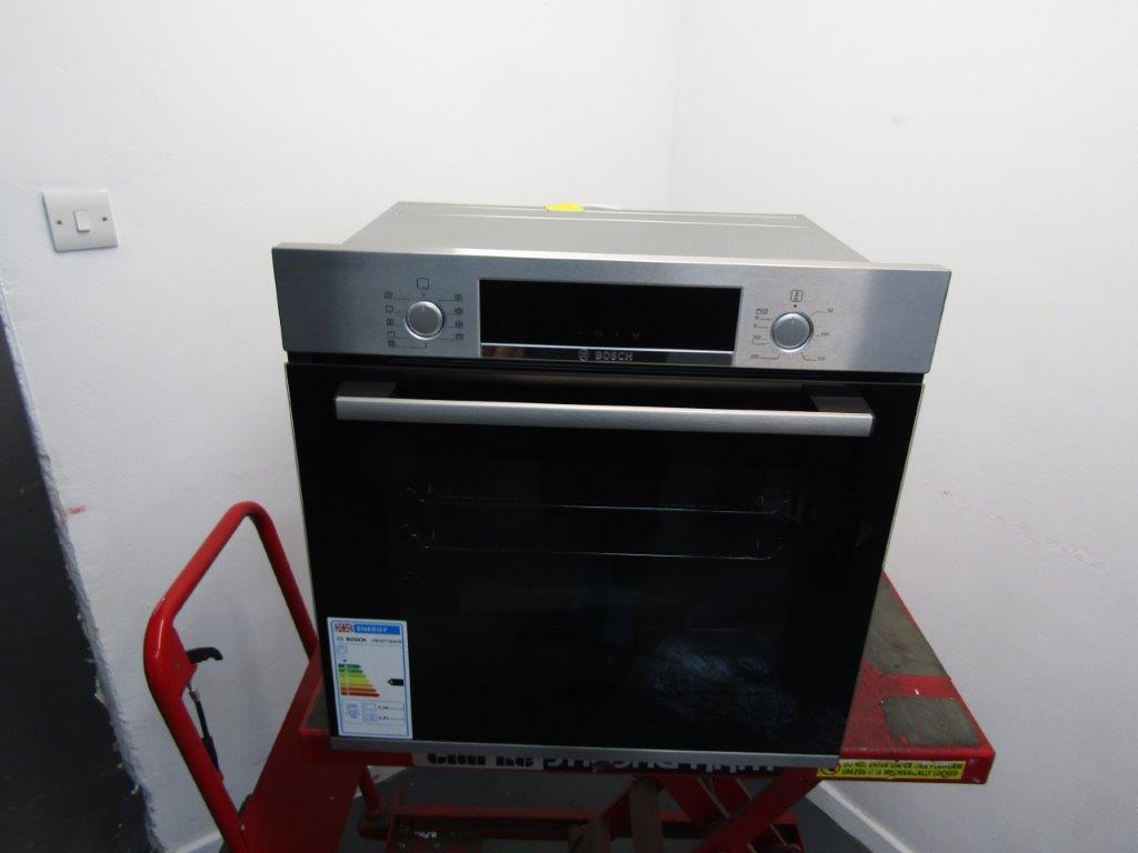 Bosch HBS573BS0B Single Oven Electric Pyrolytic Built In in Stainless Steel GRADE B