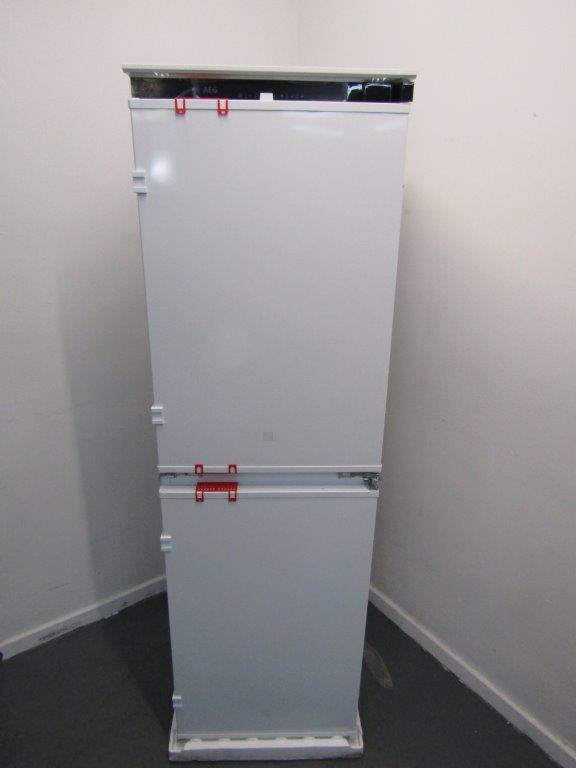 AEG OSC6T185ES Fridge Freezer Fully Integrated 50:50 No Frost Sliding GRADE A