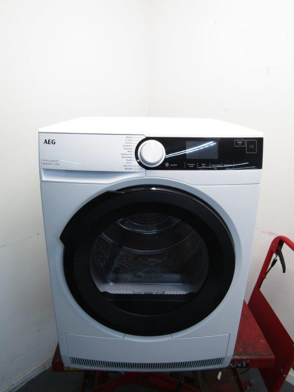 AEG TR739G4B Tumble Dryer 9kg Heat Pump in White GRADE A