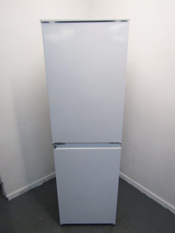Electrolux LNS5LE18S5 Fridge Freezer 50:50 Fully Integrated GRADE A