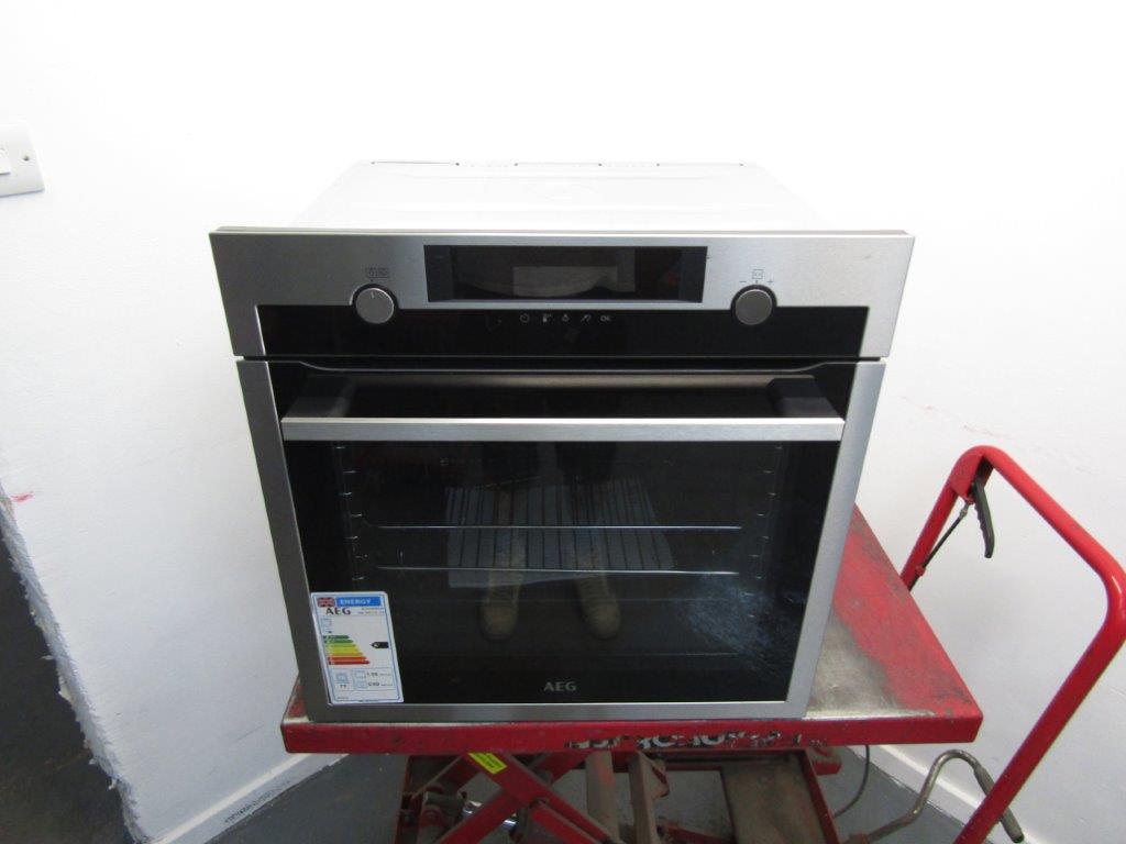 AEG BCE556060M Single Oven Electric Steambake Stainless Steel GRADE B