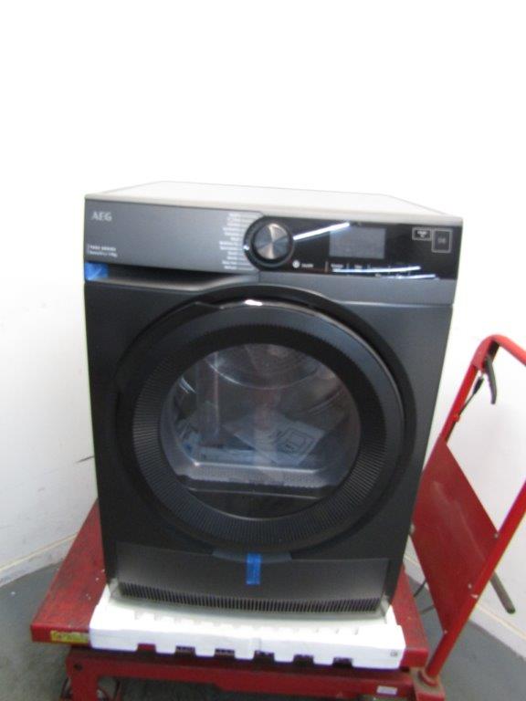 AEG TR749GU4B Tumble Dryer 9kg Heat Pump in Dark Silver GRADE A