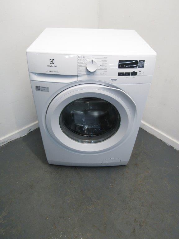 Electrolux EFI61841B 8kg 1400rpm Free Standing Washing Machine White GRADE A