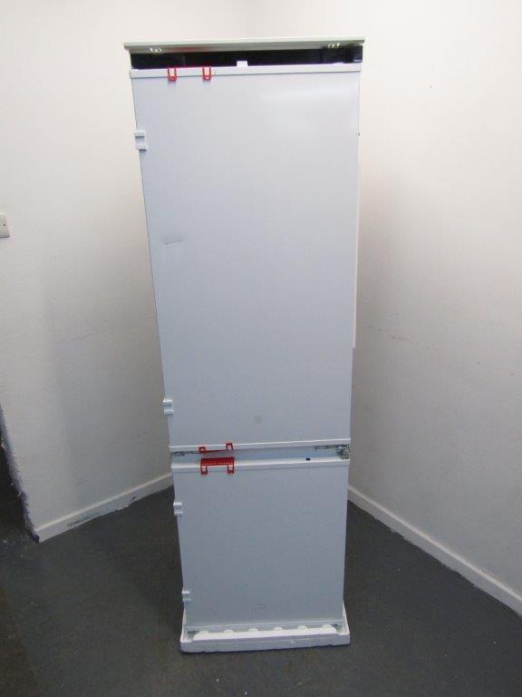 AEG NSC7G181DS Fridge Freezer Integrated 70/30 No Frost GRADE A