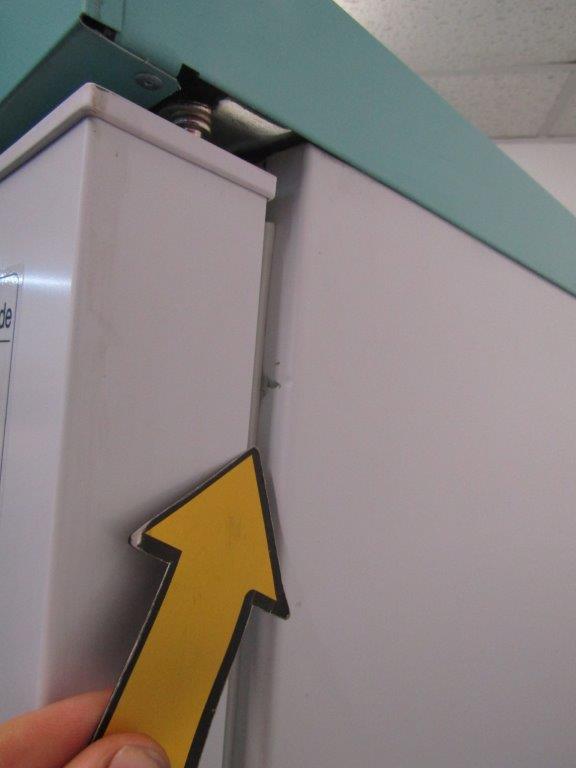 Lec LSFSF312BT 312 Litre Tall Laboratory Freezer in White REFURBISHED
