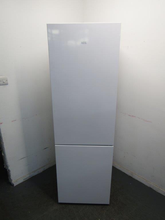 AEG ORC7P321DW 60cm Frost Free Fridge Freezer in White GRADE A