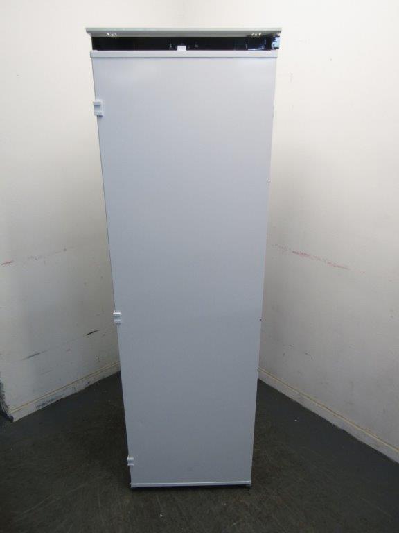 AEG TB7NA181ES Fully Integrated Frost Free Freezer Sliding Hinge GRADE A