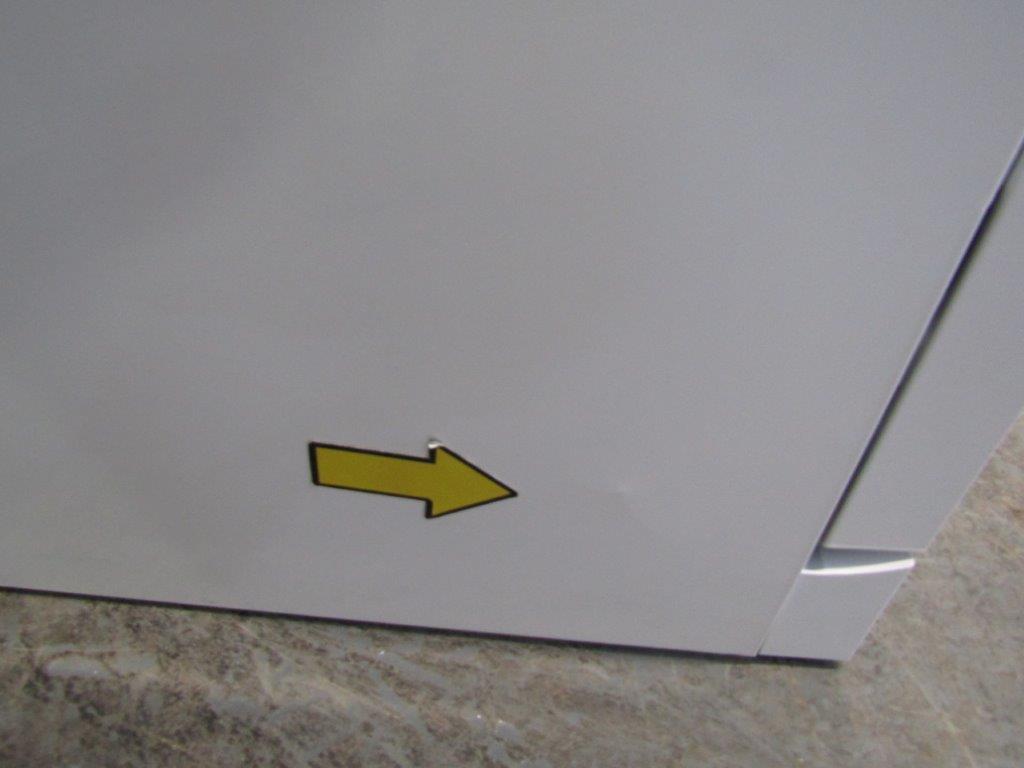 Hisense HS673C60WUK Freestanding Fullsize Dishwasher in White GRADE B