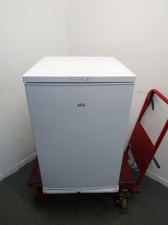 AEG OT6LA811DW Under Counter Freezer Low Frost in White Grade A