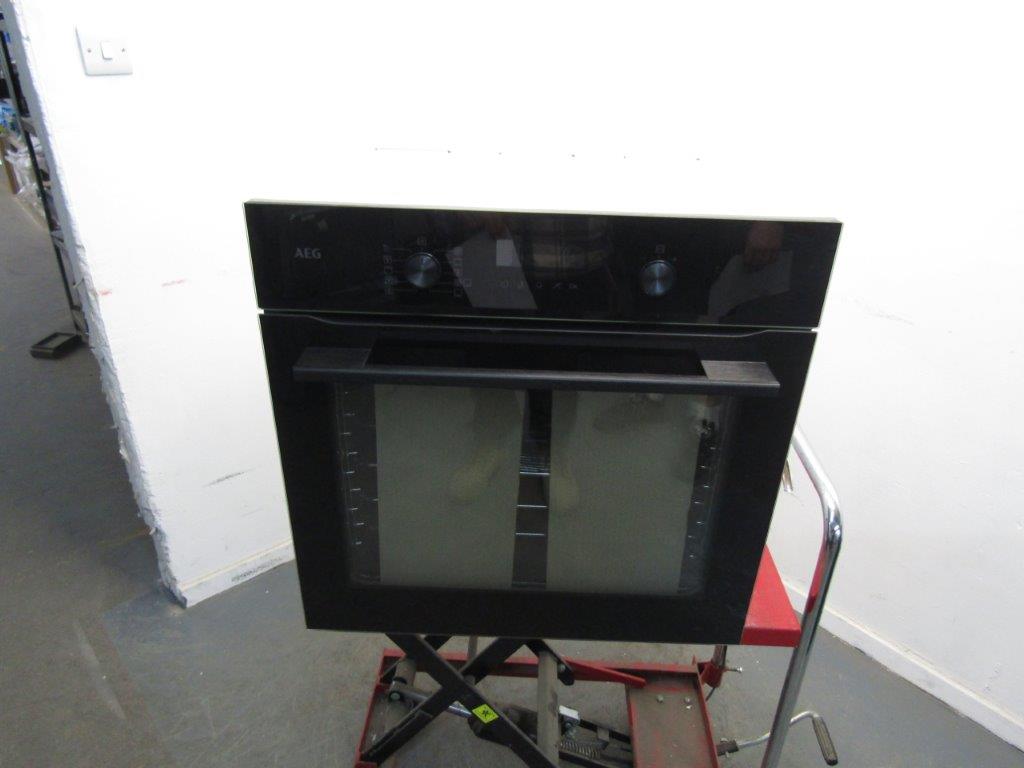 AEG NBS6P53PAB 6000 Sense Cook Integrated Single Oven in Black GRADE B