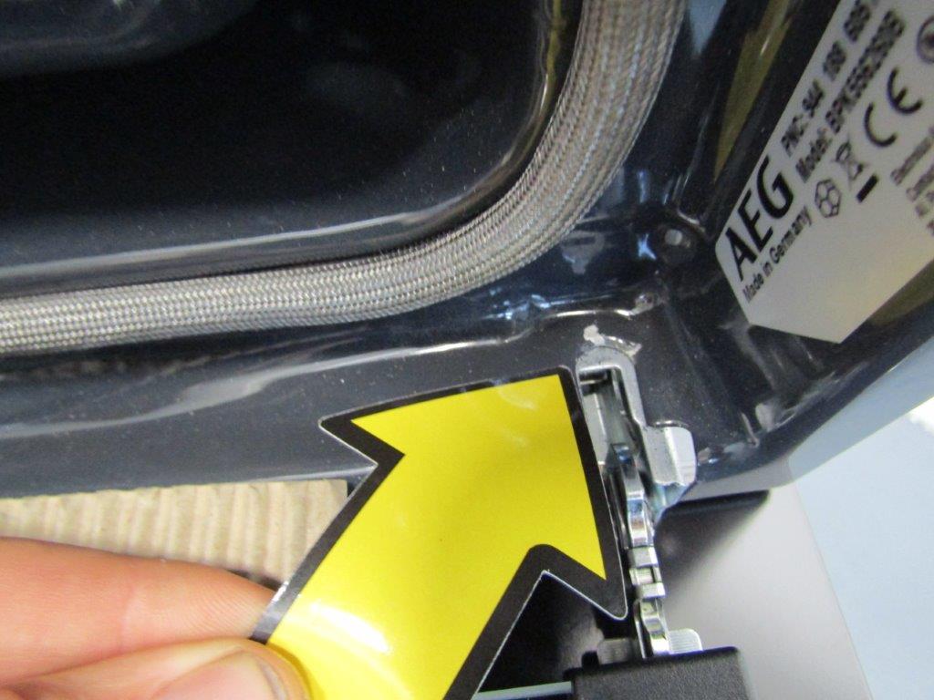 AEG BPK556260B Single Oven Electric Steambake Pyrolytic in Black GRADE B