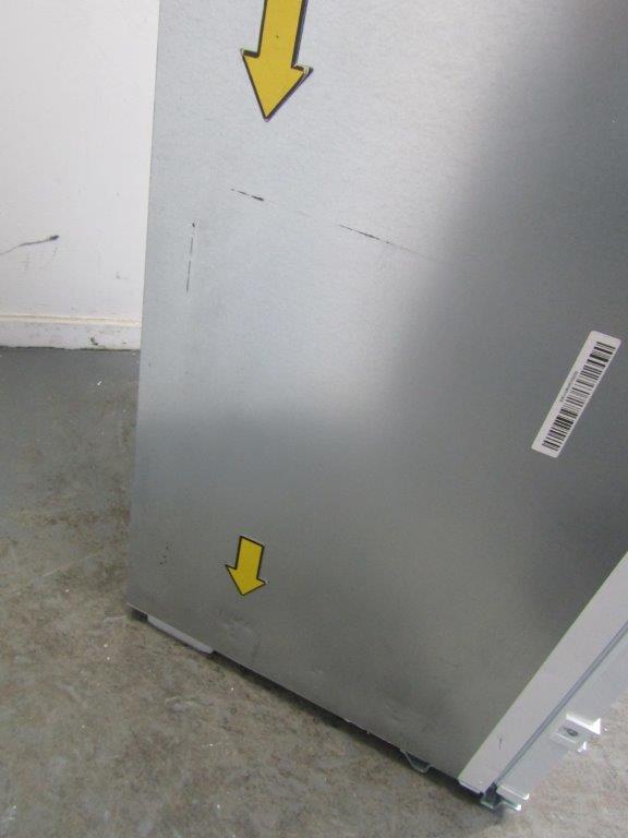 AEG NSC7G181DS Fridge Freezer Integrated 70/30 No Frost GRADE A